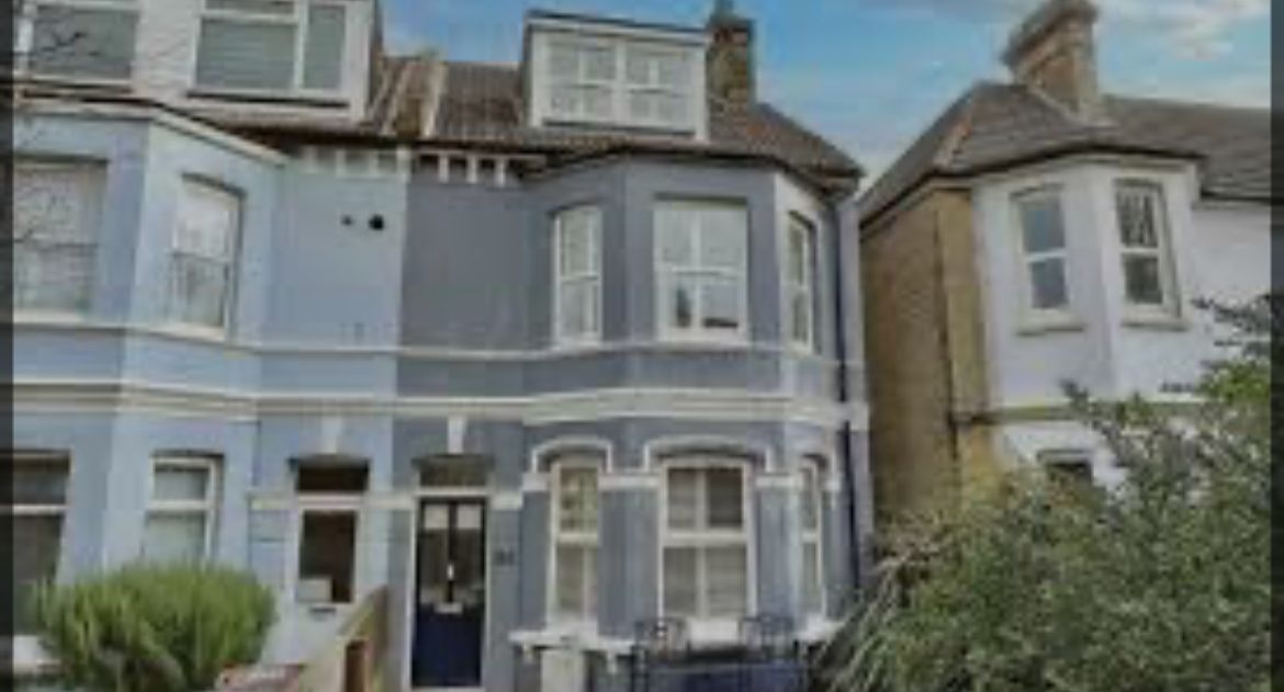 Houses for rent in Eastbourne, England