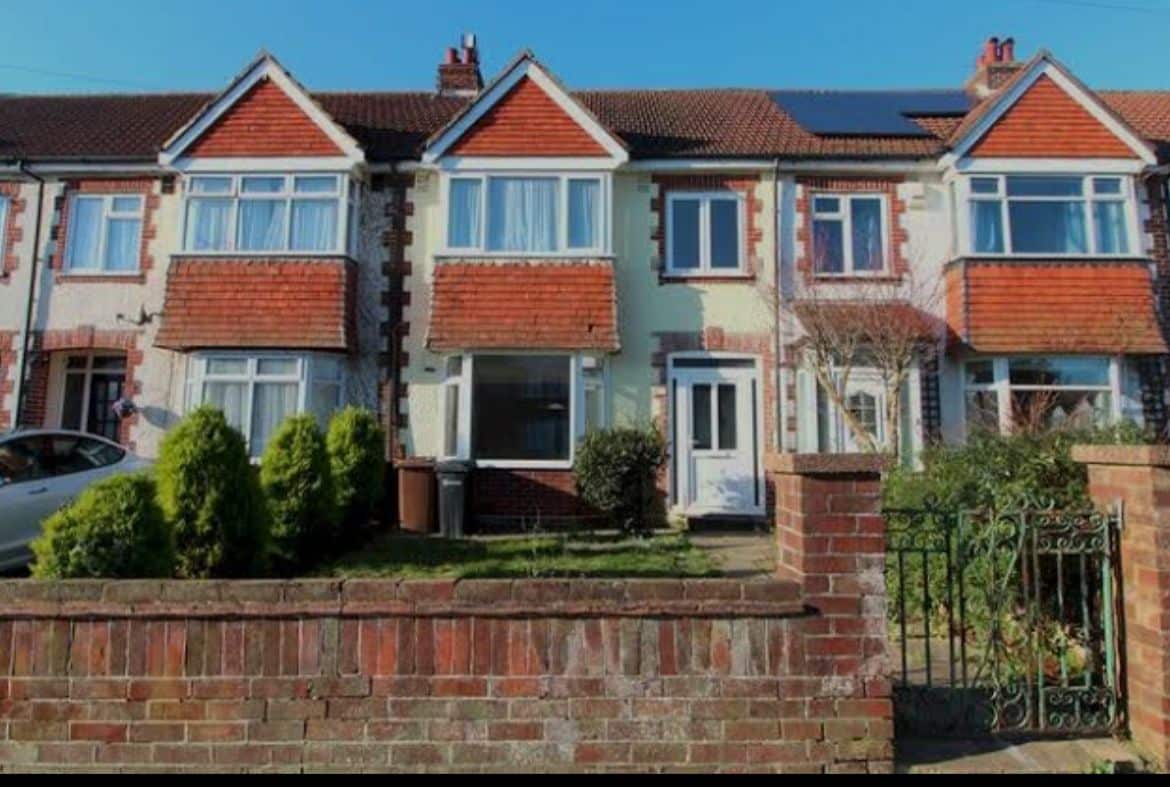 Houses for rent in Portsmouth, England