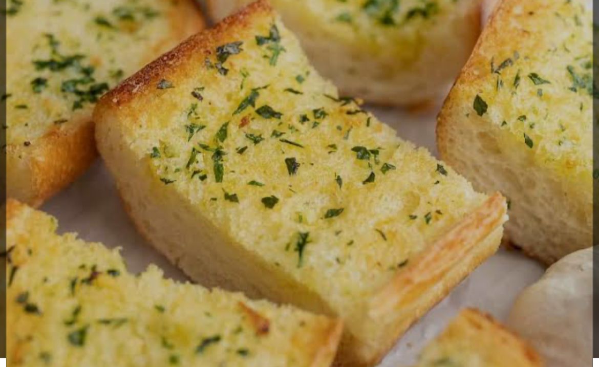 Recipe Hvidløgsbrød (Garlic Bread)