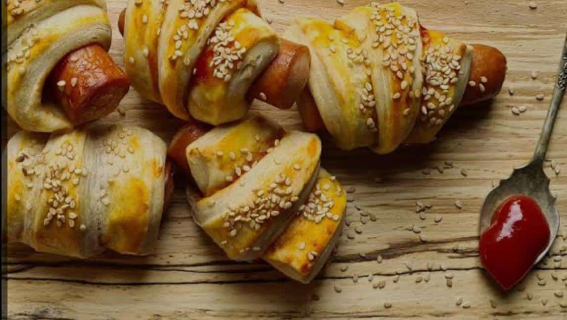 Recipe Pølsehorn (Danish Sausage Rolls)