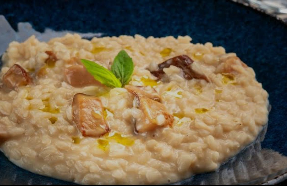 Risotto con Funghi Porcini (Risotto with Porcini Mushrooms)