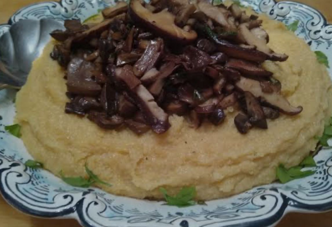 Polenta con Funghi (Polenta with Mushrooms)