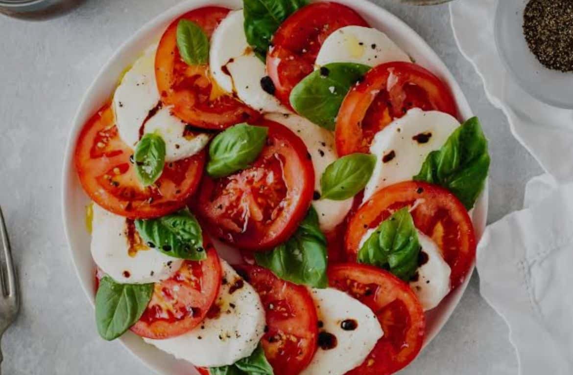 Caprese Salad (Caprese Salad)