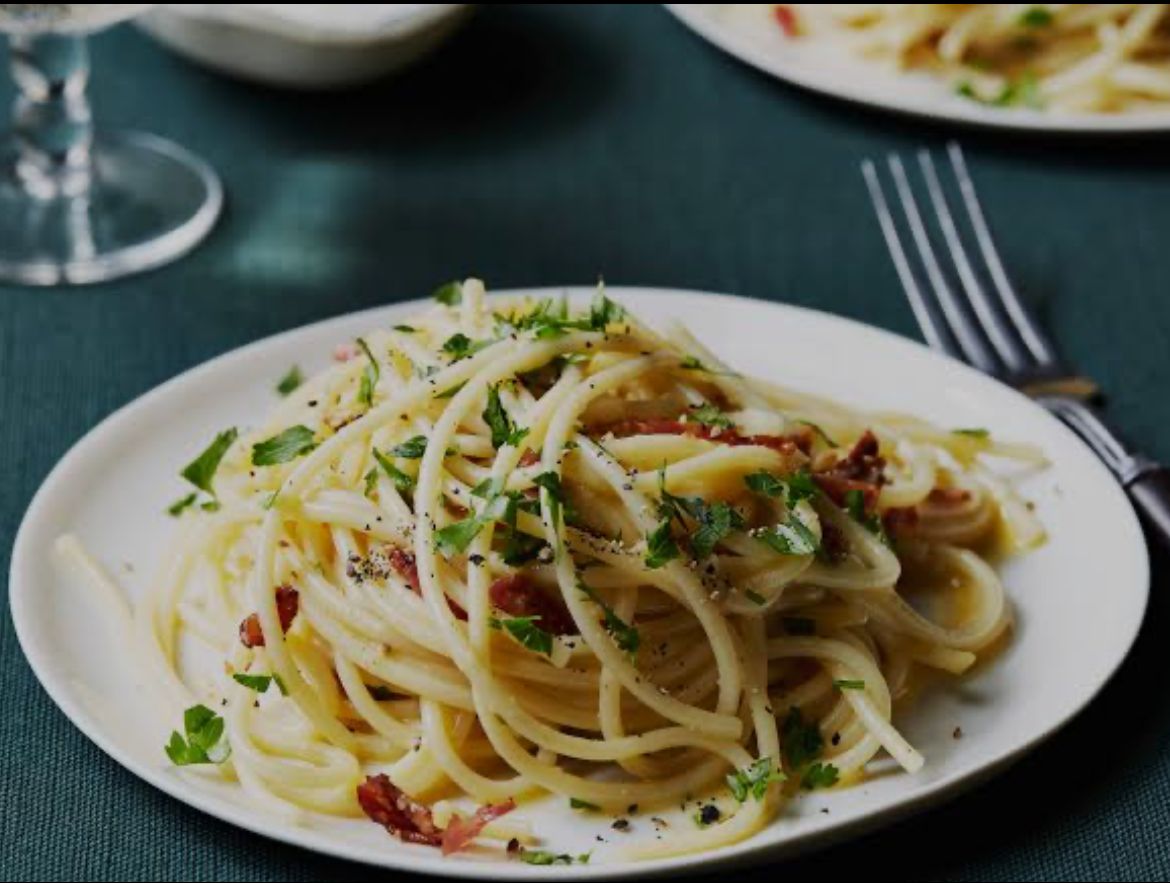 Spaghetti alla Carbonara (Spaghetti Carbonara)