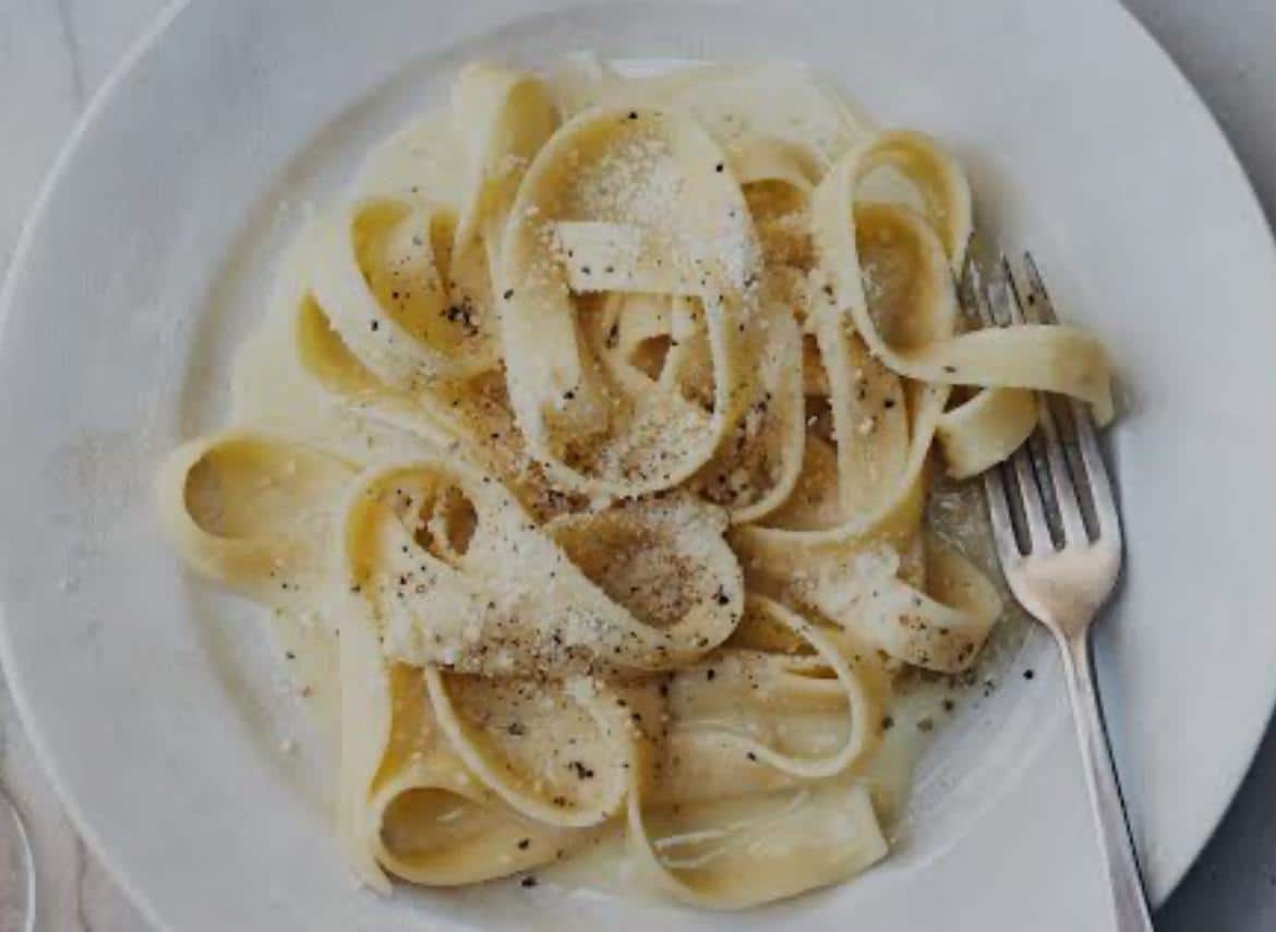 Fettuccine Alfredo (Alfredo Fettuccine)